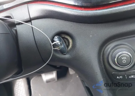 2015 Dodge Dart Sxt z USA, uszkodzony, nr VIN 1C3CDFBBXFD439604